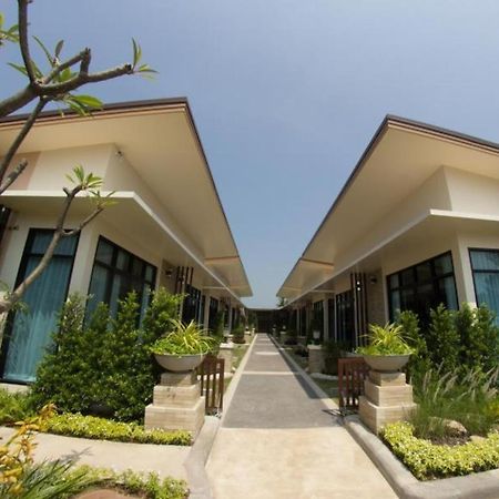 Med Room Korat Nakhon Ratchasima Luaran gambar