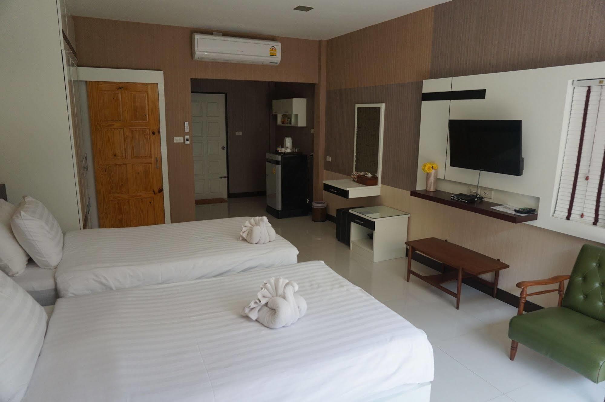 Med Room Korat Nakhon Ratchasima Luaran gambar