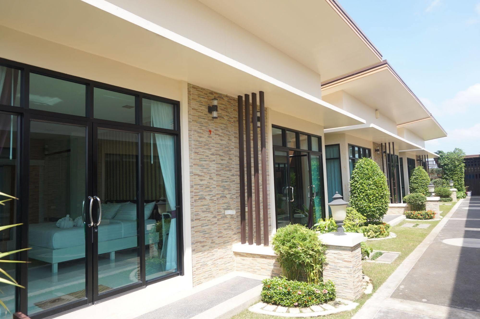 Med Room Korat Nakhon Ratchasima Luaran gambar